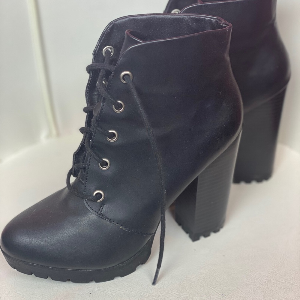 Just Fab Black Heeled boots